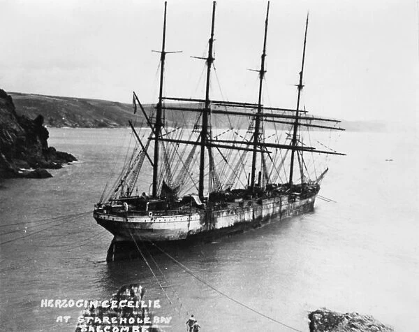 Herzogin Cecilie wrecked off Starhole Bay, Devon