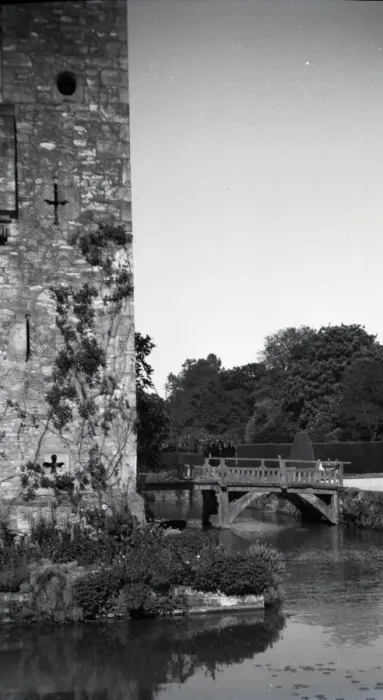 Framed Print : Hever Castle, Edenbridge, Kent Framed Print : Hever Castle, Edenbridge, Kent