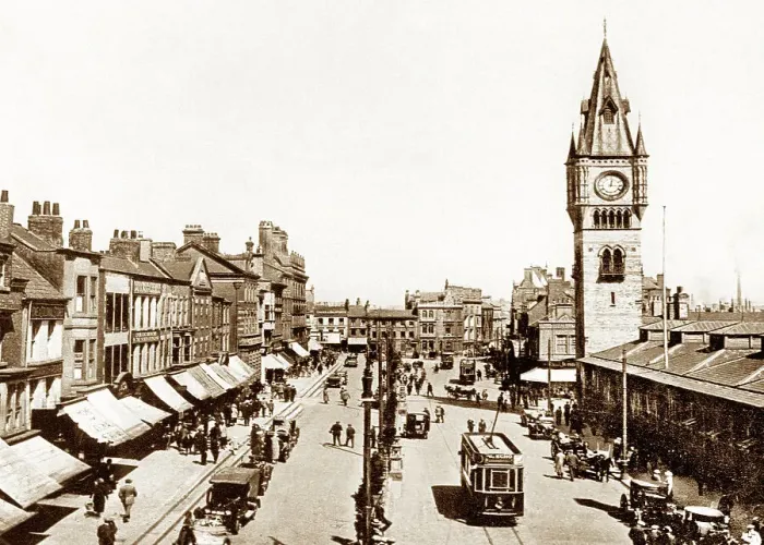 Framed Print : High Row, Darlington, early 1900s Framed Print : High Row, Darlington, early 1900s