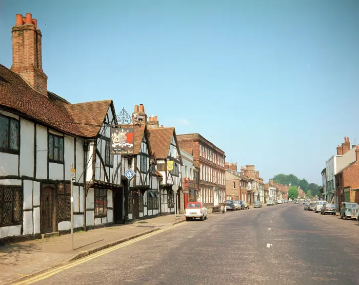 Framed Print : High Street, Amersham Framed Print : High Street, Amersham