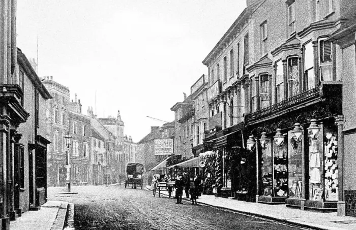 Framed Print : High Street, Ashford early 1900's Framed Print : High Street, Ashford early 1900's