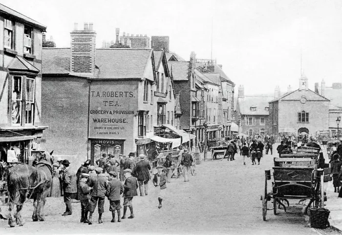 Framed Print : High Street, Denbigh early 1900's Framed Print : High Street, Denbigh early 1900's