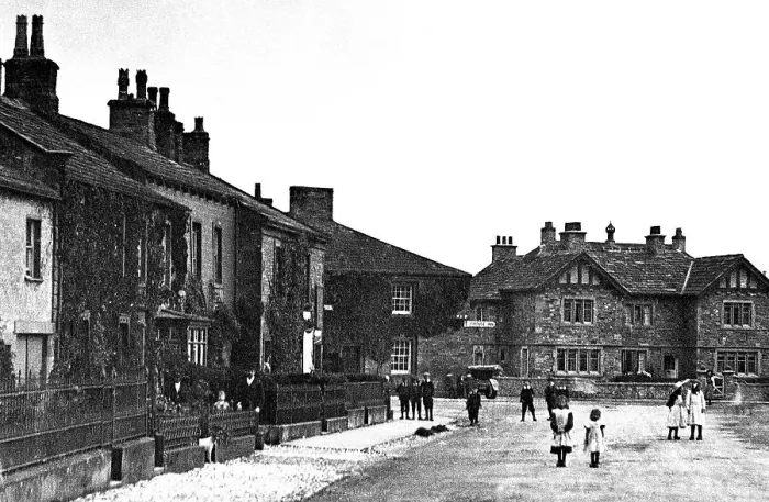 Framed Print : High Street, Gargrave, early 1900s Framed Print : High Street, Gargrave, early 1900s