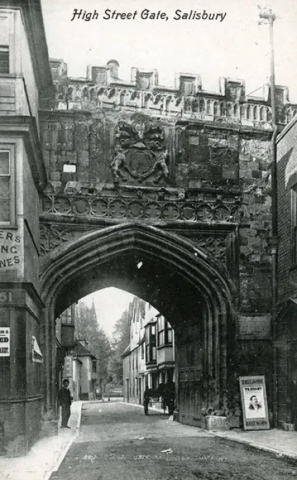 Framed Print : High Street Gate, Salisbury, Wiltshire Framed Print : High Street Gate, Salisbury, Wiltshire