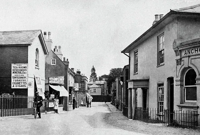 Framed Print : High Street, Hythe Framed Print : High Street, Hythe