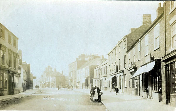 High Street, Market Weighton, York, Yorkshire, England. Date: 1905