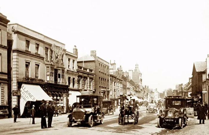 Framed Print : High Street, Newmarket early 1900's Framed Print : High Street, Newmarket early 1900's