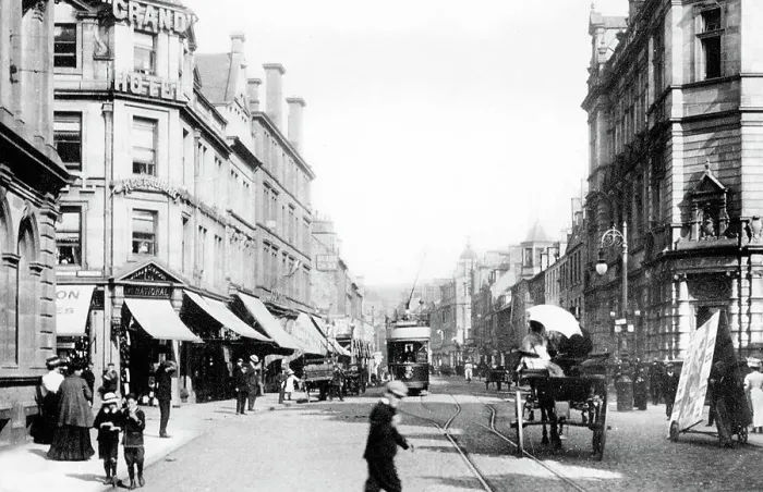 Framed Print : High Street, Perth early 1900's Framed Print : High Street, Perth early 1900's