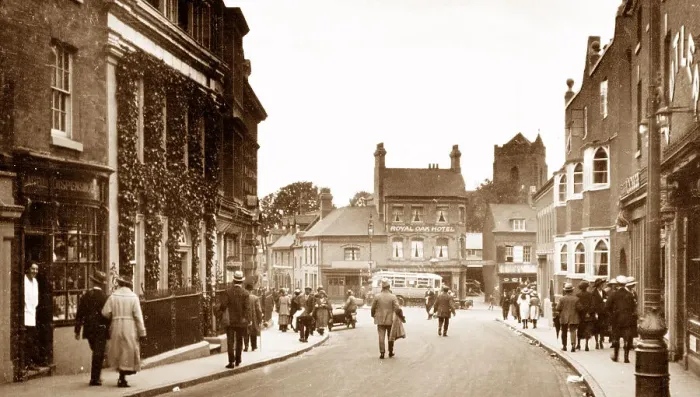 Framed Print : High Street, Sutton Coldfield Framed Print : High Street, Sutton Coldfield