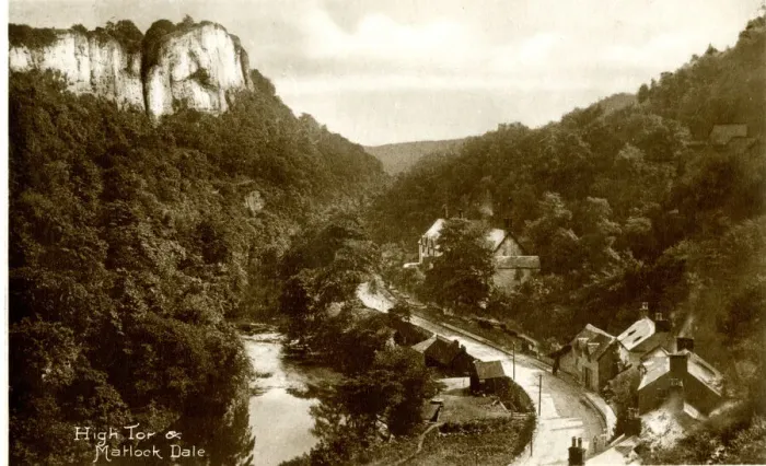 Framed Print : High Tor and Matlock Dale, North Derbyshire Framed Print : High Tor and Matlock Dale, North Derbyshire