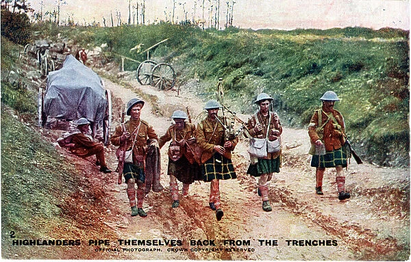 Highlanders pipe themselves back from the trenches, WW1