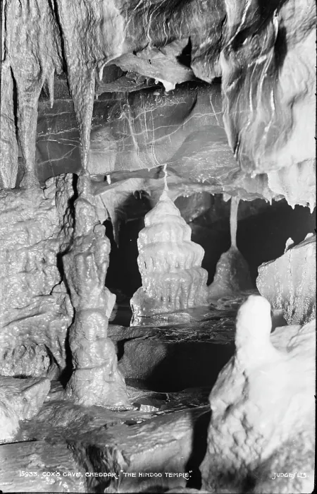 Framed Print : The Hindoo Temple in Cox's Cave Framed Print : The Hindoo Temple in Cox's Cave