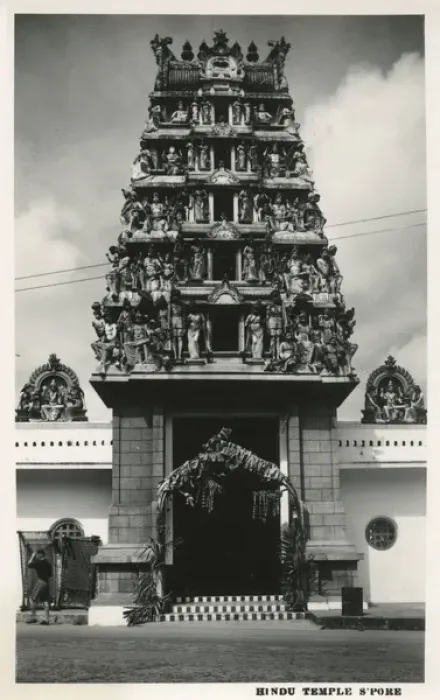 Framed Print : Hindu Temple, Singapore