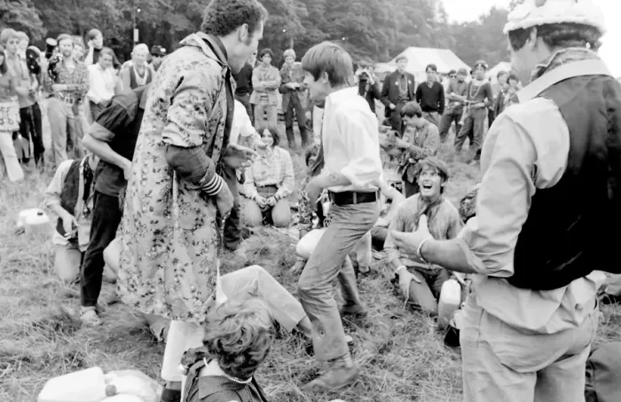 Framed Print : Hippies in a field at Woburn Park Framed Print : Hippies in a field at Woburn Park
