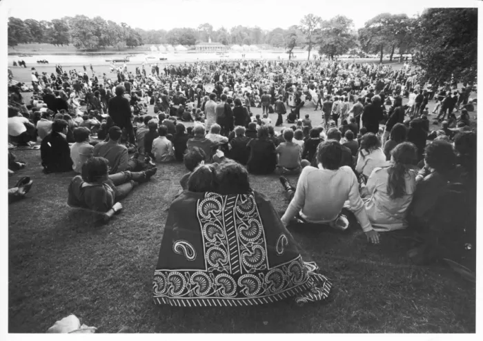 Framed Print : Hippies / Hyde Park Framed Print : Hippies / Hyde Park