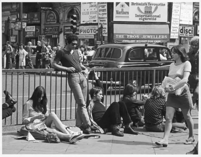 Framed Print : Hippies at Piccadilly Framed Print : Hippies at Piccadilly