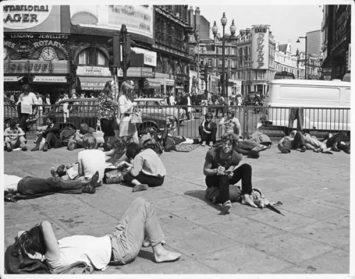 Framed Print : Hippies at Piccadilly Framed Print : Hippies at Piccadilly