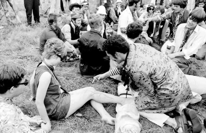 Framed Print : Hippies relaxing in a field at Woburn Park Framed Print : Hippies relaxing in a field at Woburn Park