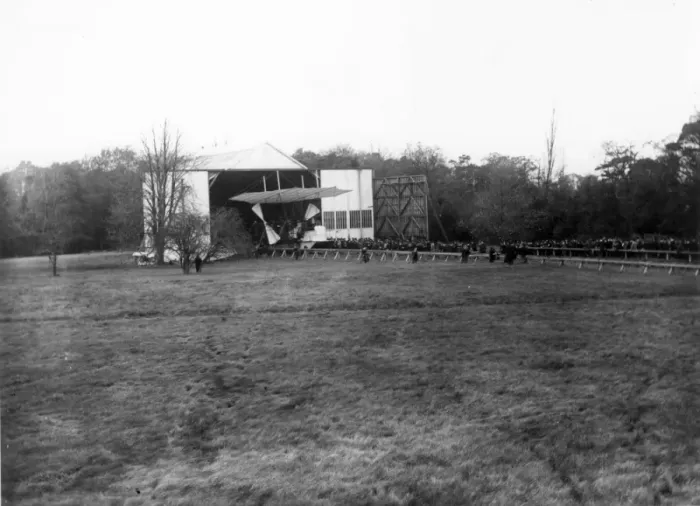 Framed Print : Hiram Maxims flying machine at Baldwyns Park, Kent Framed Print : Hiram Maxims flying machine at Baldwyns Park, Kent