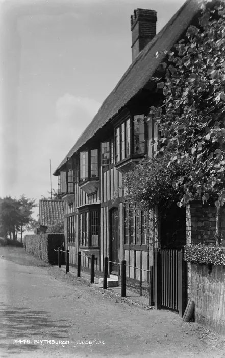 Framed Print : Historic Cottage in Blythburgh Framed Print : Historic Cottage in Blythburgh