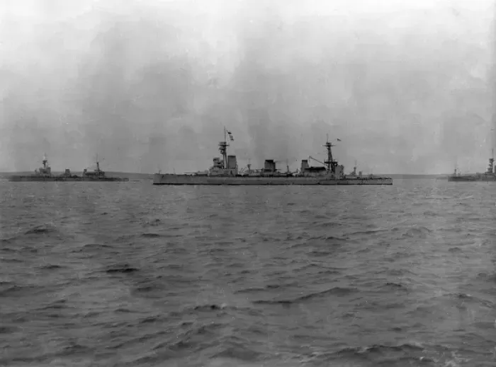 Framed Print : HMAS New Zealand and HMAS Australia, WW1 Framed Print : HMAS New Zealand and HMAS Australia, WW1