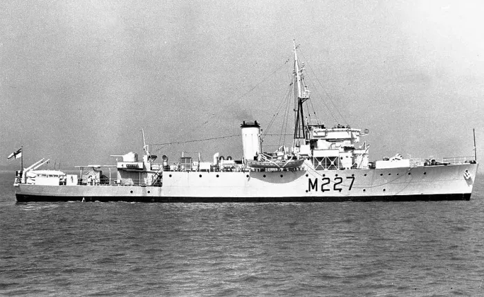 Framed Print : HMS Mutine Framed Print : HMS Mutine