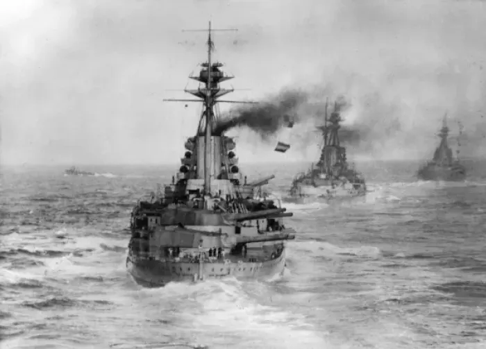 Framed Print : HMS Royal Sovereign, Resolution and Revenge, WW1 Framed Print : HMS Royal Sovereign, Resolution and Revenge, WW1