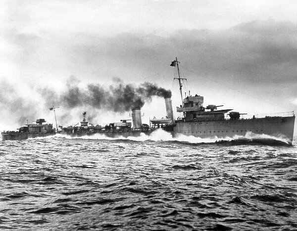 HMS Vanoc, British destroyer at sea, WW1