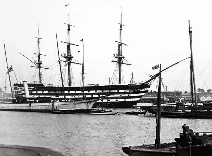 Framed Print : HMS Victory, Portsmouth Framed Print : HMS Victory, Portsmouth