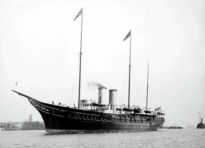 Framed Print : HMY Victoria and Albery Royal Yacht Framed Print : HMY Victoria and Albery Royal Yacht