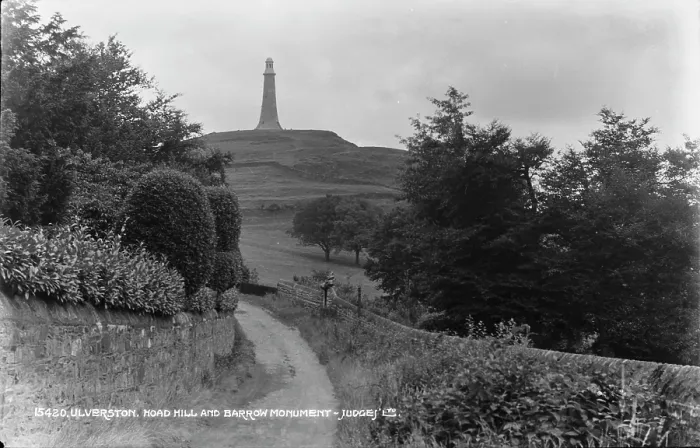 Framed Print : Hoad Hill and Barrow Monument Framed Print : Hoad Hill and Barrow Monument