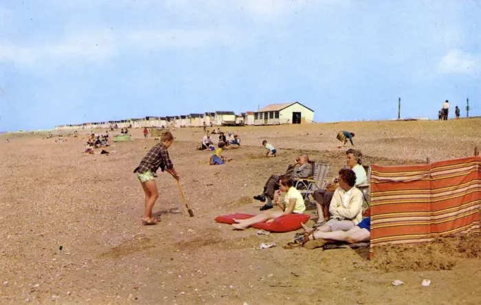Framed Print : Holiday Beach Scene - Heacham, Norfolk Framed Print : Holiday Beach Scene - Heacham, Norfolk