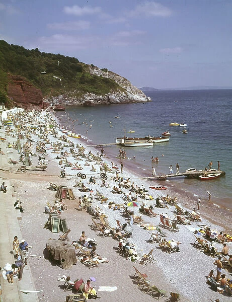 Holidaymakers at Babbacombe Beach, Torquay, Devon