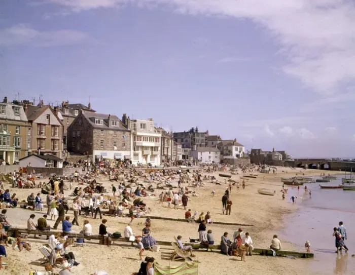 Framed Print : Holidaymakers on the beach, St Ives, Cornwall Framed Print : Holidaymakers on the beach, St Ives, Cornwall