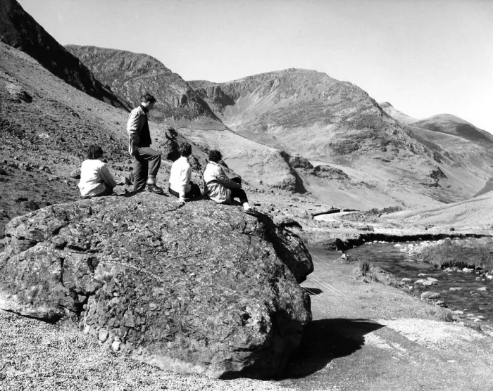 Framed Print : Holidaymakers in Honister Pass, Lake District, Cumbria, Engl Framed Print : Holidaymakers in Honister Pass, Lake District, Cumbria, Engl