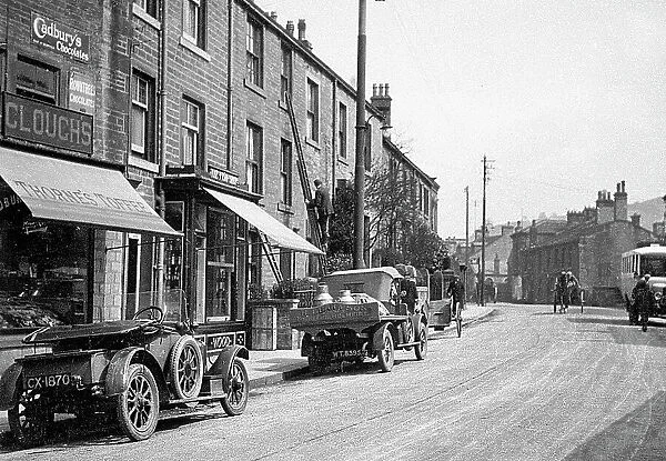 Holmfirth Huddersfield Road probably 1920s