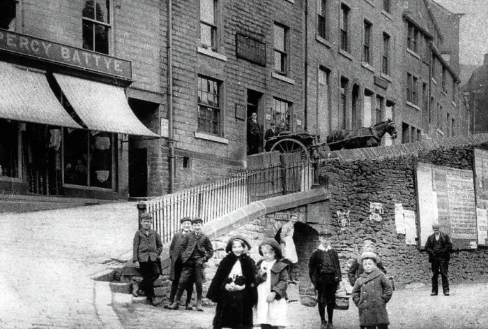 Framed Print : Holmfirth South Lane early 1900s