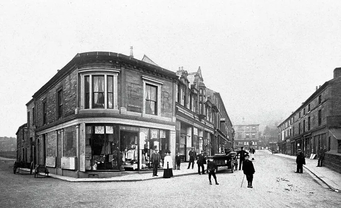 Framed Print : Holmfirth Victoria Square early 1900s Framed Print : Holmfirth Victoria Square early 1900s