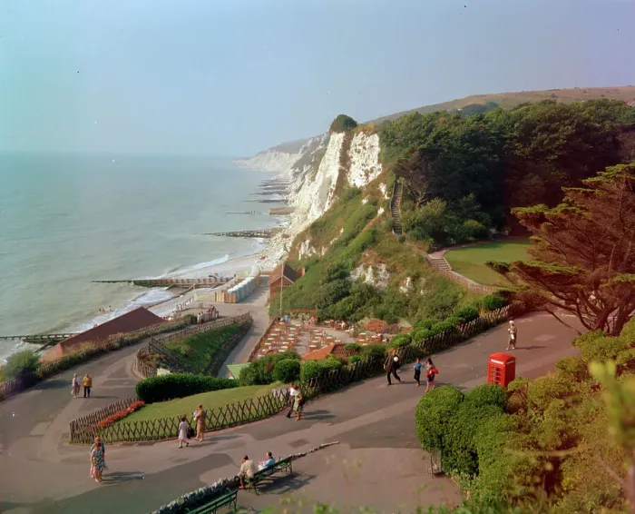 Framed Print : Holywell and the cliffs, Eastbourne Framed Print : Holywell and the cliffs, Eastbourne