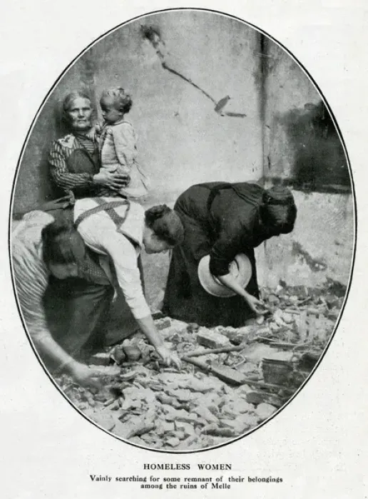 Framed Print : Homeless women at Melle, Belgium, WW1