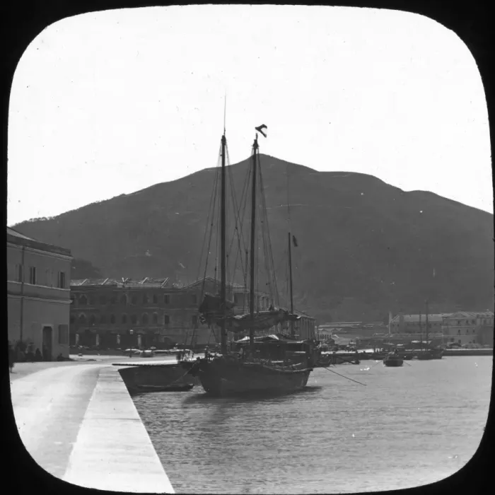 Framed Print : Hong Kong - Chinese Junk Framed Print : Hong Kong - Chinese Junk