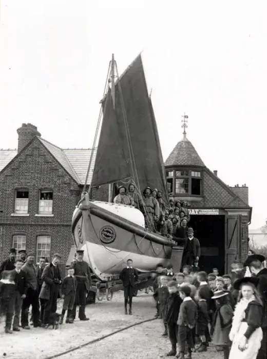 Framed Print : Honourable Artillery Company lifeboat, Walton, Essex Framed Print : Honourable Artillery Company lifeboat, Walton, Essex