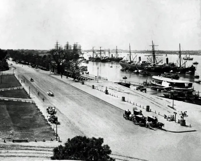 Framed Print : Hooghly River, Calcutta (Kolkata), India Framed Print : Hooghly River, Calcutta (Kolkata), India