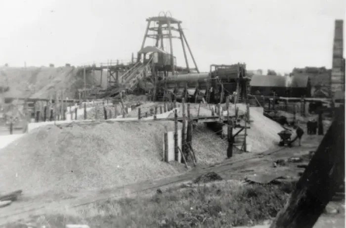 Framed Print : Hook Colliery, Pembrokeshire, South Wales