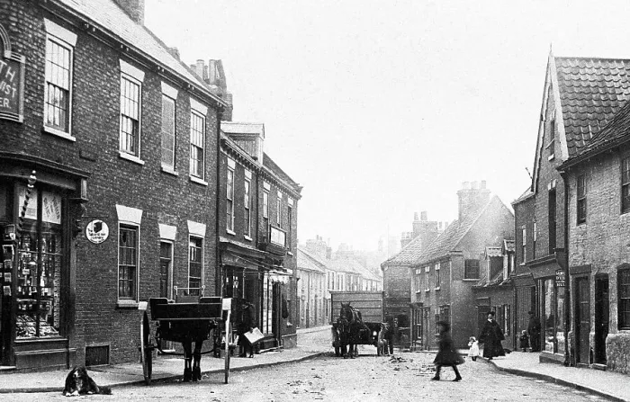 Framed Print : Hornsea Southgate early 1900s Framed Print : Hornsea Southgate early 1900s