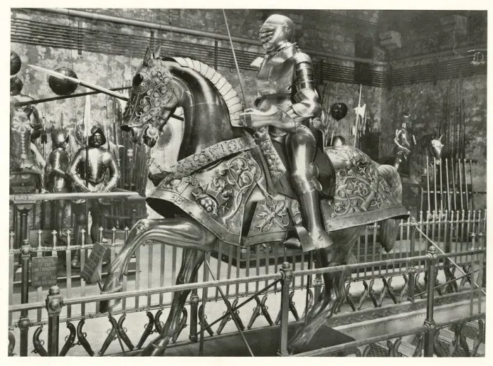 Framed Print : The Horse Armoury, Tower of London Framed Print : The Horse Armoury, Tower of London