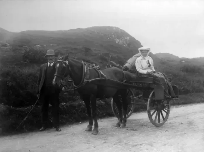 Framed Print : Horse and cart, County Donegal, north-west Ireland Framed Print : Horse and cart, County Donegal, north-west Ireland