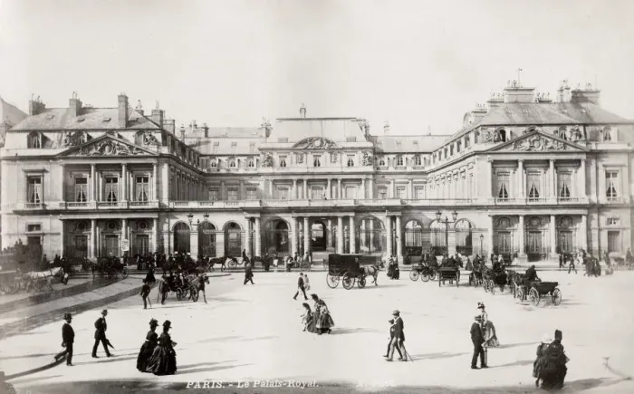 Framed Print : Horse drawn traffic Palais Royal Paris, France Framed Print : Horse drawn traffic Palais Royal Paris, France