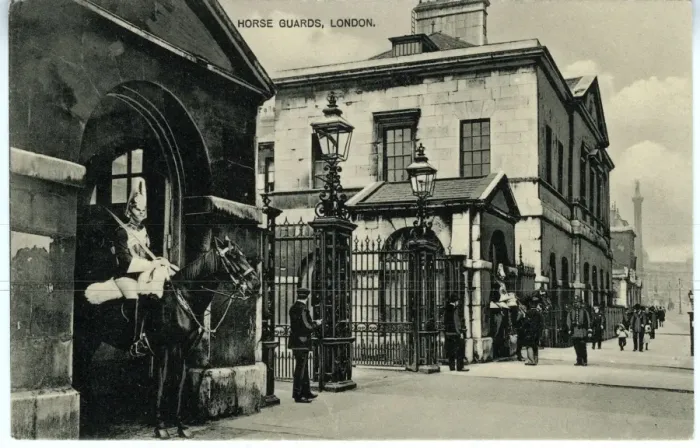Framed Print : Horse Guards Parade, Whitehall, London Framed Print : Horse Guards Parade, Whitehall, London