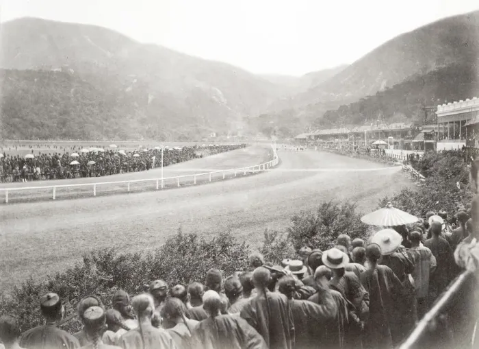 Framed Print : Horse race meeting at Happy Valley racecourse, Hong Kong Framed Print : Horse race meeting at Happy Valley racecourse, Hong Kong